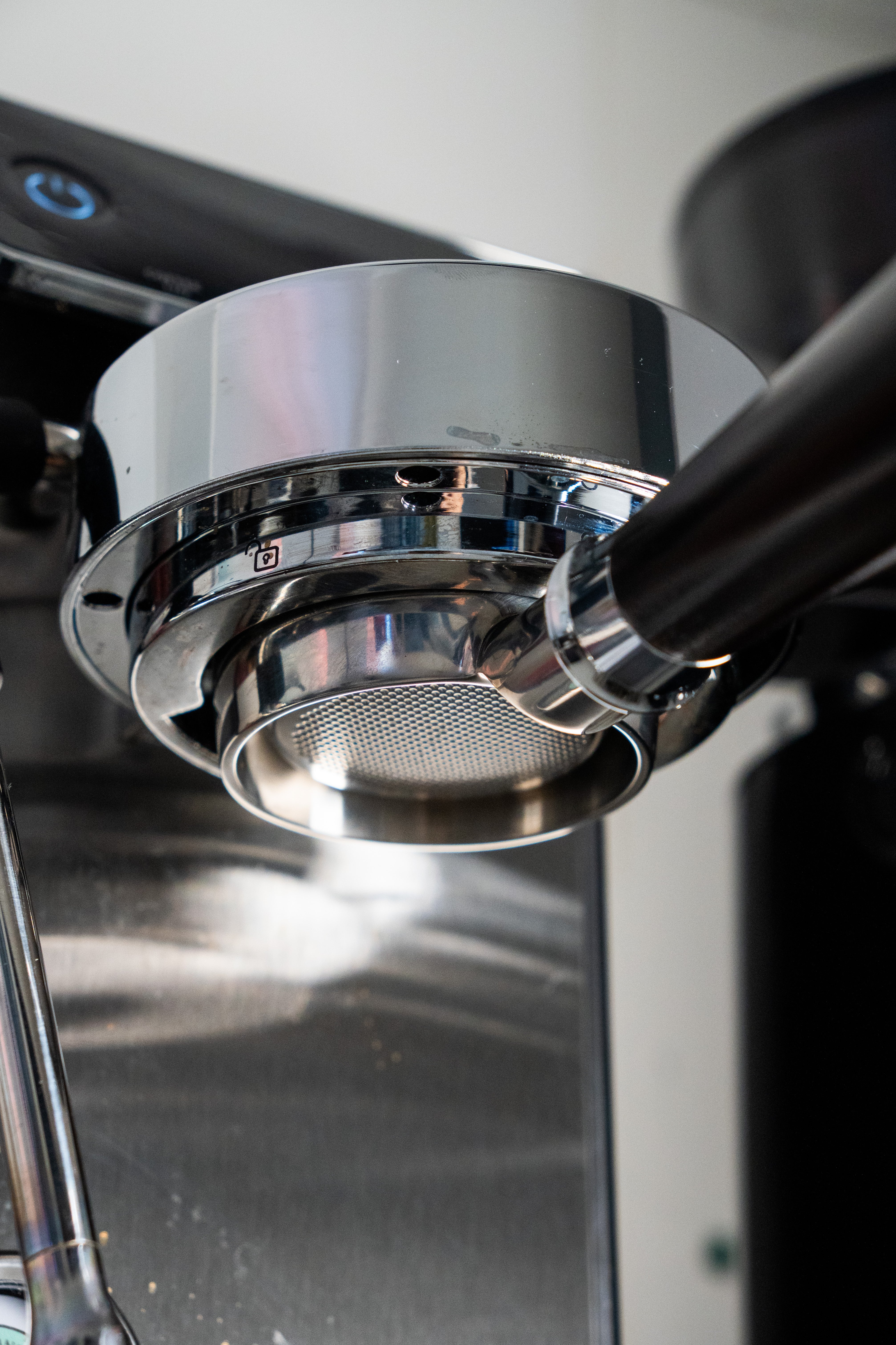 Bellaro Bottomless Portafilter, 58 mm – Kenmore Dualis